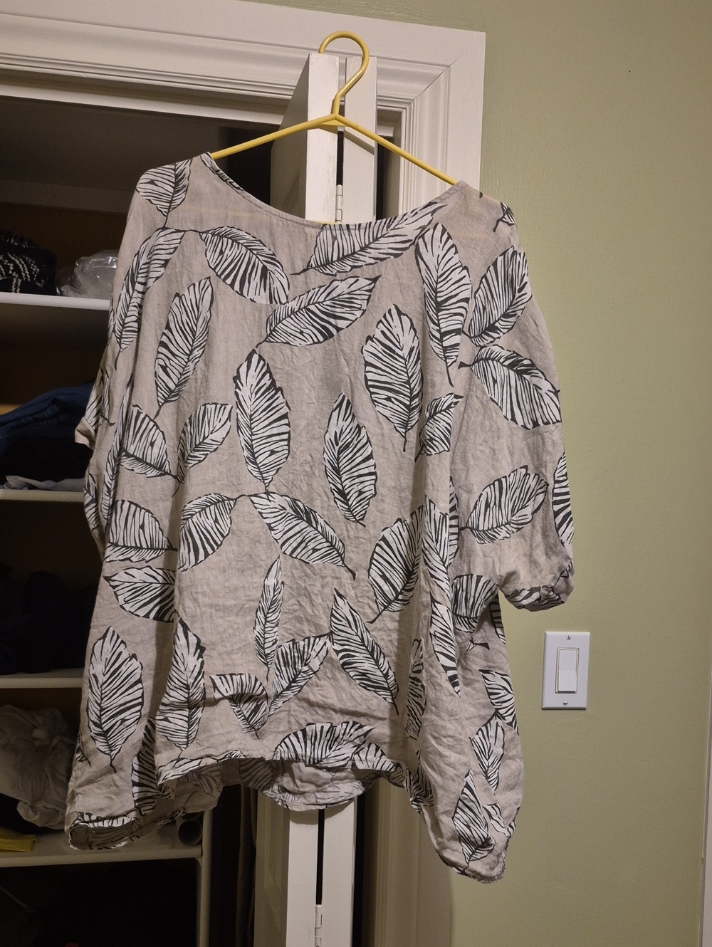 TERZO MILLENNIO Made In Italy Leaf Print Linen Top